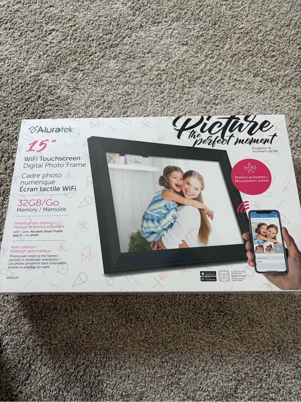 15" WiFi Touchscreen Digital Photo Frame - Black